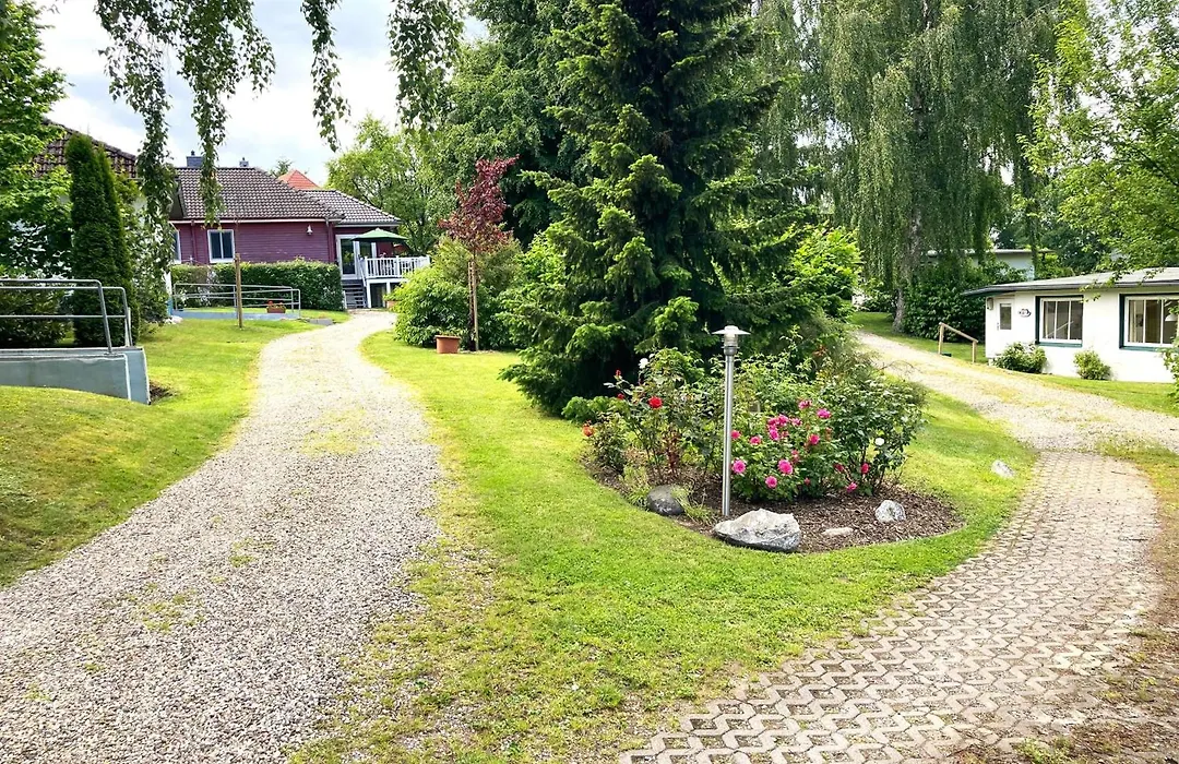 Ferienhäuser Pönitz am See-1